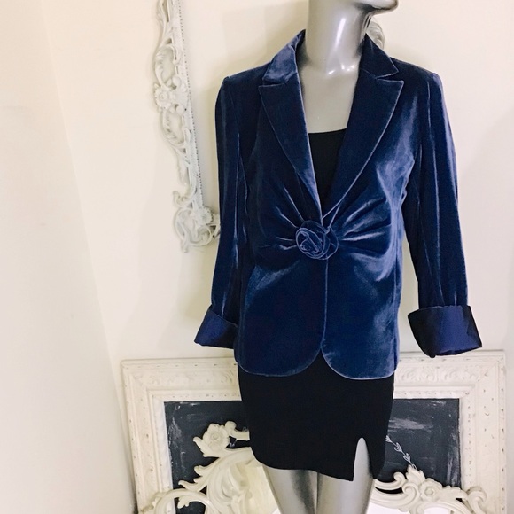 Single-Button Velvet Suit Jacket NWT - Picture 3 of 9